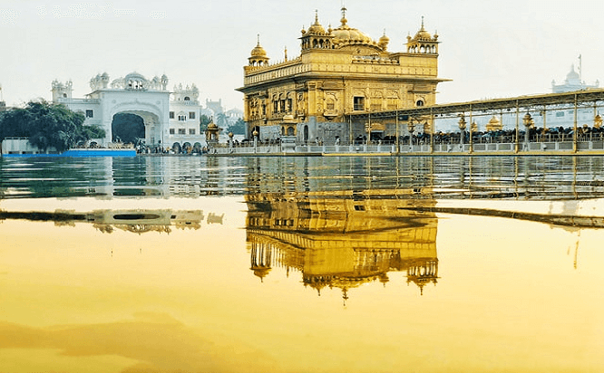 Best Places to Visit in Amritsar - Golden Temple
