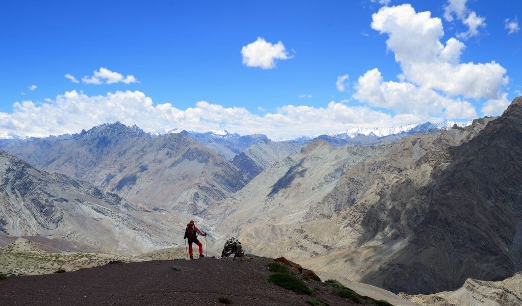 India Adventure Tours Trekking in Himalayas
